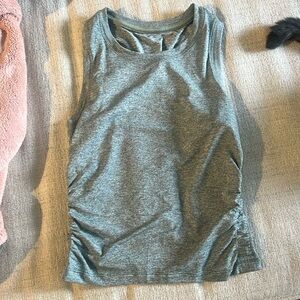 Lululemon license to train tank